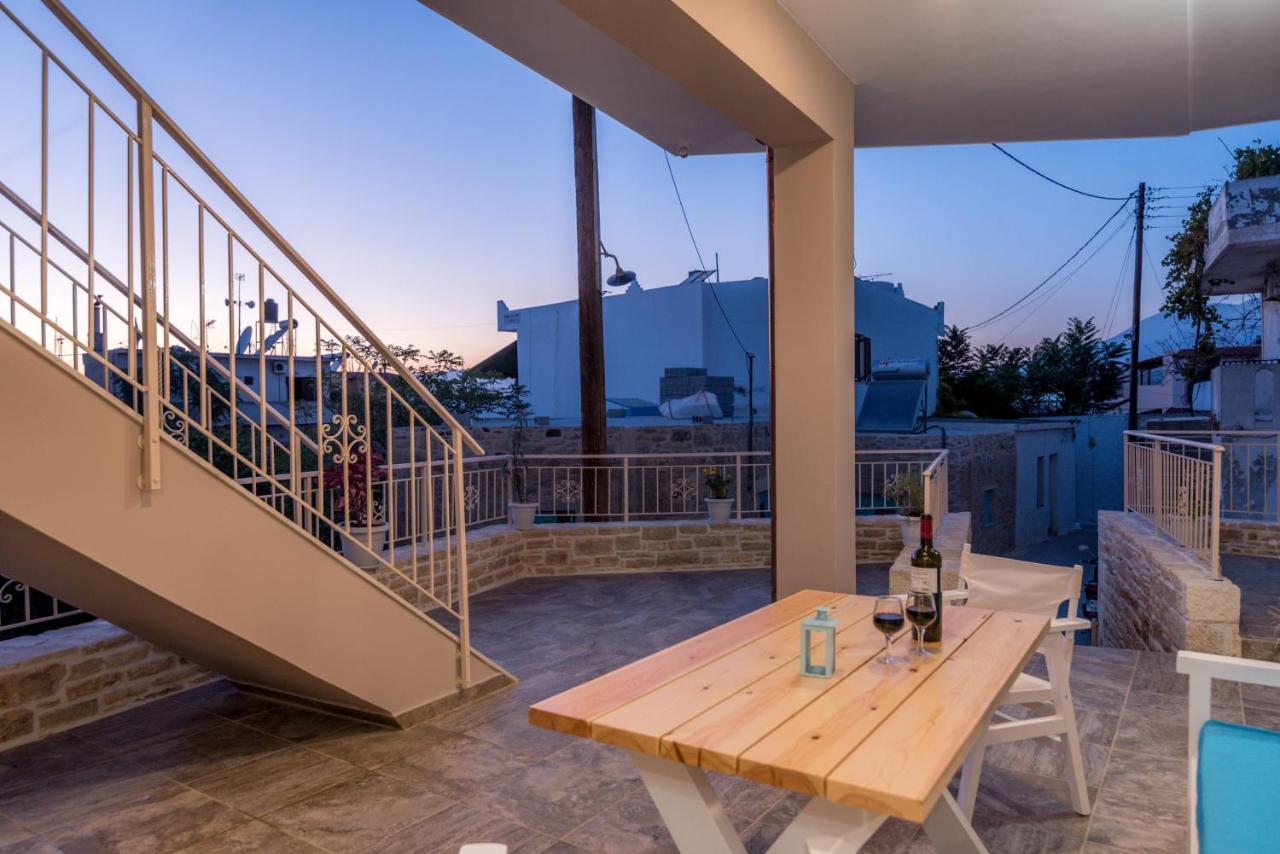 Efkosmias Apartments Пицидия Екстериор снимка